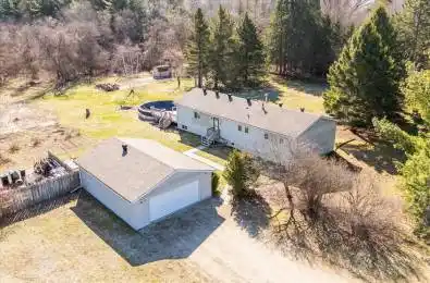 3679 McCarthy Drive Clearview Ontario L0M 1N0