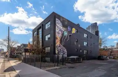 256 Sherbourne Street Unit# 303 Toronto C08 Ontario M5A 2S1