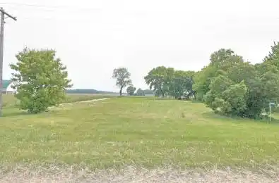 2095 Mount Carmel Drive North Middlesex Ontario N0M 1N0