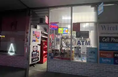 2111 Jane Street Unit# Unit 11 Toronto W05 Ontario M3M 1A2