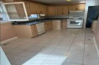 49 Janray (Whole house) Drive Toronto E09 Ontario M1G 1Y2
