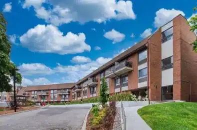 1000 Cedarglen Gate Unit# 625 Mississauga Ontario L5C 3Z5