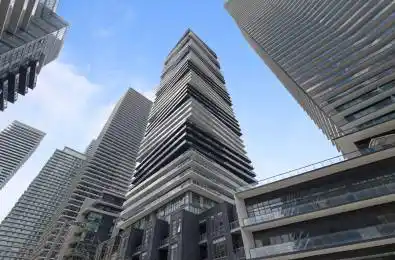 56 Annie Craig Drive Unit# 2101 Toronto W06 Ontario M8V 0C8