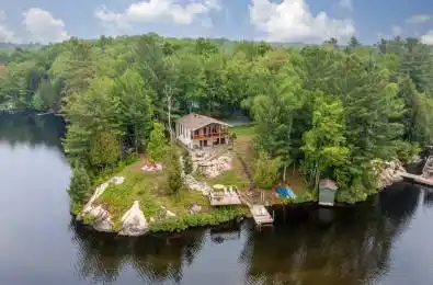 4 Mallard Lane Lake of Bays Ontario P0B 1A0