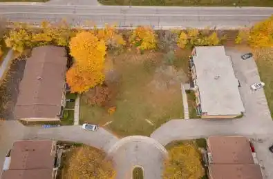 106 Sunnylea Crescent Guelph Ontario N1E 1W6