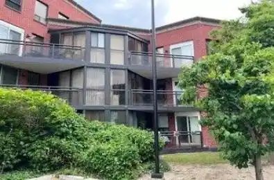 100 Arbors Lane Unit# 315 Vaughan Ontario L4L 7G4