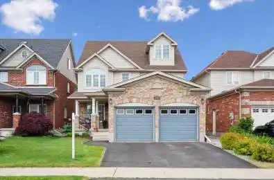220 Colton Circle Kitchener Ontario N2A 4K2