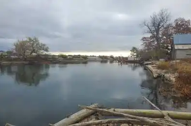 40 Fisherman's Cove Lane Frontenac Islands Ontario K0H 2Y0