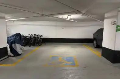 2212 Lakehsore Boulevard Toronto W06 Ontario M8V 0C2