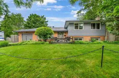7 Broadmoor Avenue Barrie Ontario L4N 3N1