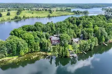 5525 RIDEAU Road South Frontenac Ontario K0H 1H0