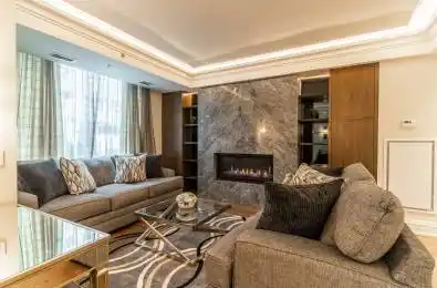 30 Nelson Street Unit# Th22 Toronto C01 Ontario M5V 0H5