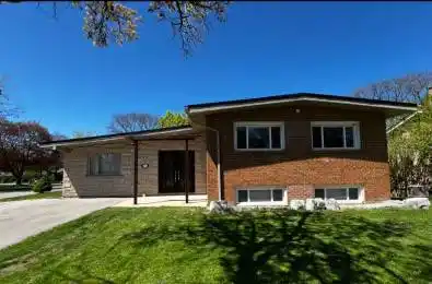 192 Brookbanks Drive Toronto C13 Ontario M3A 2T6
