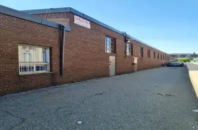 306B Eddystone Avenue Toronto W05 Ontario M3N 1H7