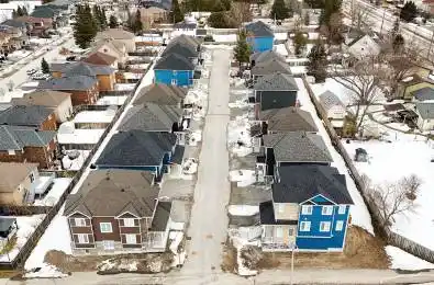 1 Hampton Lane Barrie Ontario L4N 3Y9