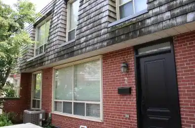 69 Upper Canada Drive Unit# 7 Toronto C12 Ontario M2P 2A2