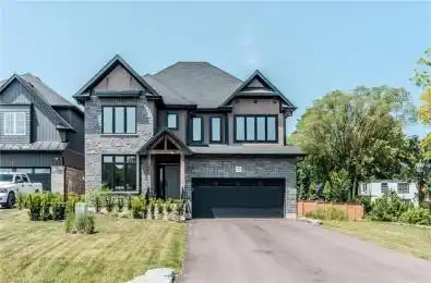 7 BARTLETT Avenue Grimsby Ontario L3M 5N7