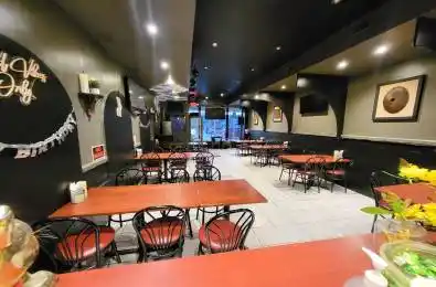 825 Runnymede Road Toronto W02 Ontario M6N 3V8