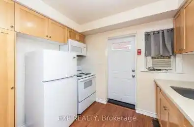 86 Caledonia Road Unit# 2A Toronto W03 Ontario M6E 4S6