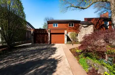 28 Pine Tree Crescent Brampton Ontario L6W 1C8