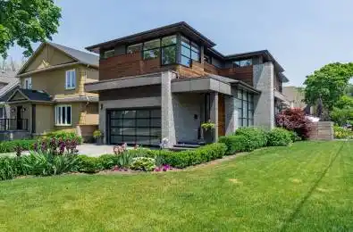 33 Wenonah Drive Mississauga Ontario L5G 3W2