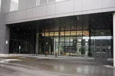 50 Grand Avenue Unit# 1701 Cambridge Ontario N1S 0C2