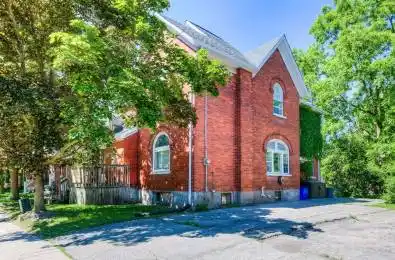 126 Albert Street Waterloo Ontario N2L 3T1