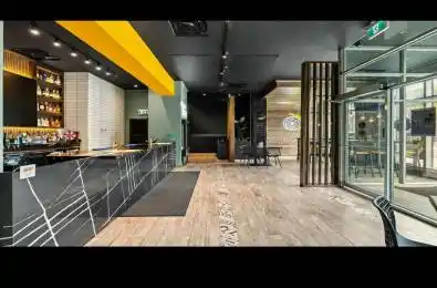 410 BATHURST Street Unit# B5 Toronto C01 Ontario M5T 2S6