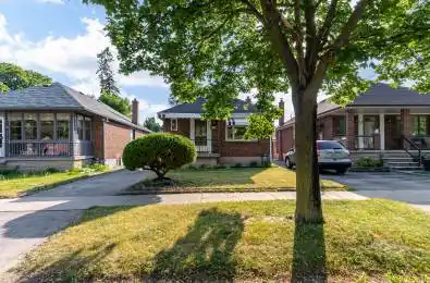 36 Rothsay Avenue Toronto W07 Ontario M8Z 4M3