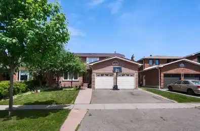 29 Mossbank Drive Brampton Ontario L6W 3Z4