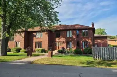 309 Rouge Hills Drive Toronto E10 Ontario M1C 2Z2