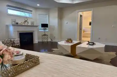 15 Quatro Crescent Brampton Ontario L6P 2T5