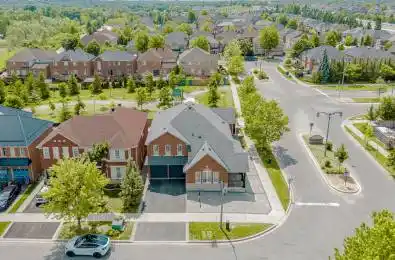 15 Alden Square Ajax Ontario L1T 4Z2