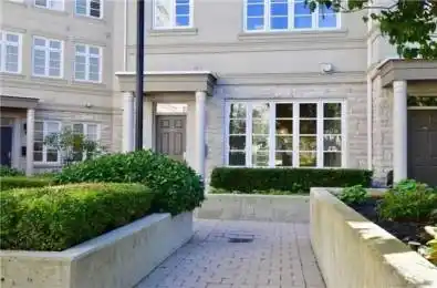 49 York Mills Road Unit# 509 Toronto C12 Ontario M2P 1B6