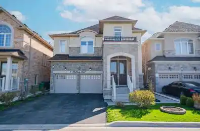 8 PADBURY Trail Brampton Ontario L7A 4M3