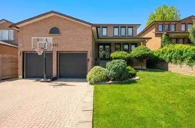 4231 Highgate Crescent Mississauga Ontario L4W 3G8