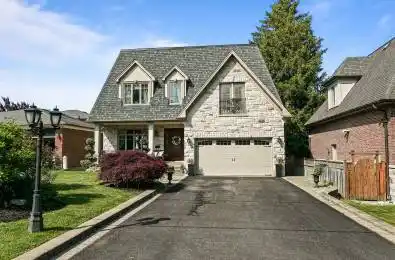 2497 Sharon Crescent Mississauga Ontario L5C 1Y9