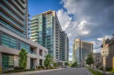 35 Brian Peck Crescent Unit# PH18 Toronto C11 Ontario M4G 0A5