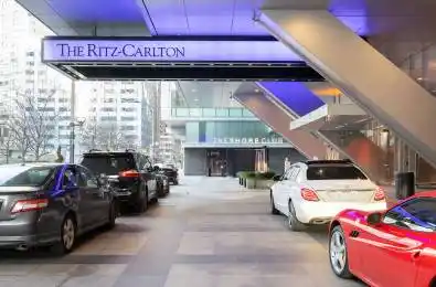 183 Wellington Street Unit# 2501 Toronto C01 Ontario M5V 0A1