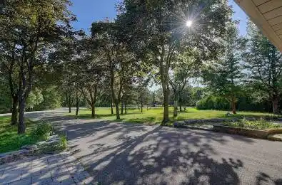 99 Burndean Court Richmond Hill Ontario L4C 9W5