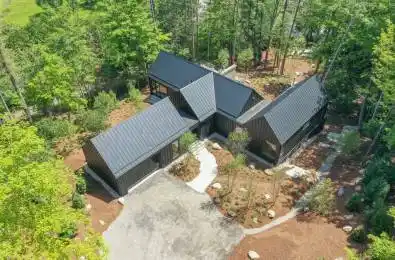 1074 Woodington Road Unit# Unit 1 Muskoka Lakes Ontario P0B 1J0