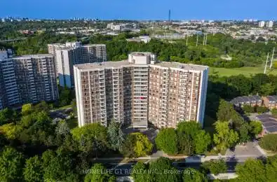 5 Shady Golfway Unit# 706 Toronto C11 Ontario M3C 3A5