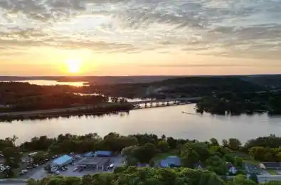 158 Main Street Huntsville Ontario P1H 1X8