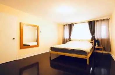 100 Mornelle Court Unit# 1040 Toronto E09 Ontario M1E 4X2