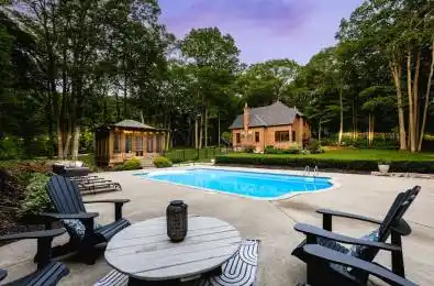 18 Mills Circle Springwater Ontario L0L 1X0