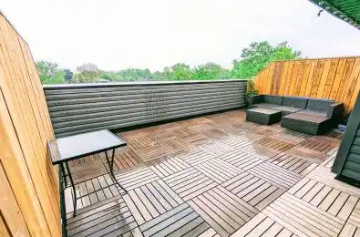 760 Lakeshore Road Unit# 208 Mississauga Ontario L5E 1C7