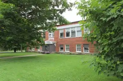 12 Harriet Street Severn Ontario L0K 1E0