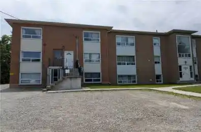 5 Olive Street Unit# 3E Grimsby Ontario L3M 2B4