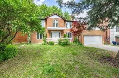 23 Lawnview Drive Toronto C14 Ontario M2N 5J9