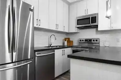 213 Jarvis Street Unit# 5 Toronto C08 Ontario M5J 2C1